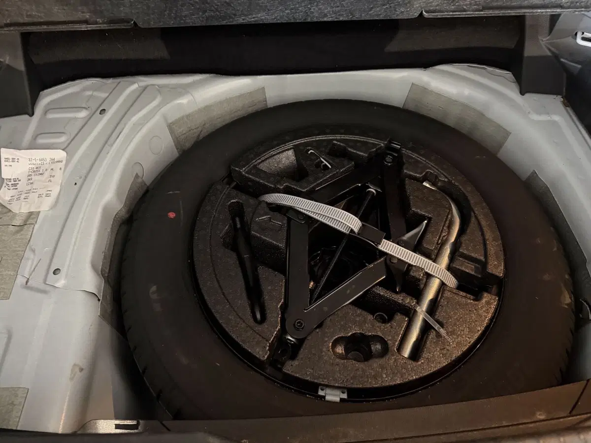 Volkswagen T-Cross usata a Genova (10)