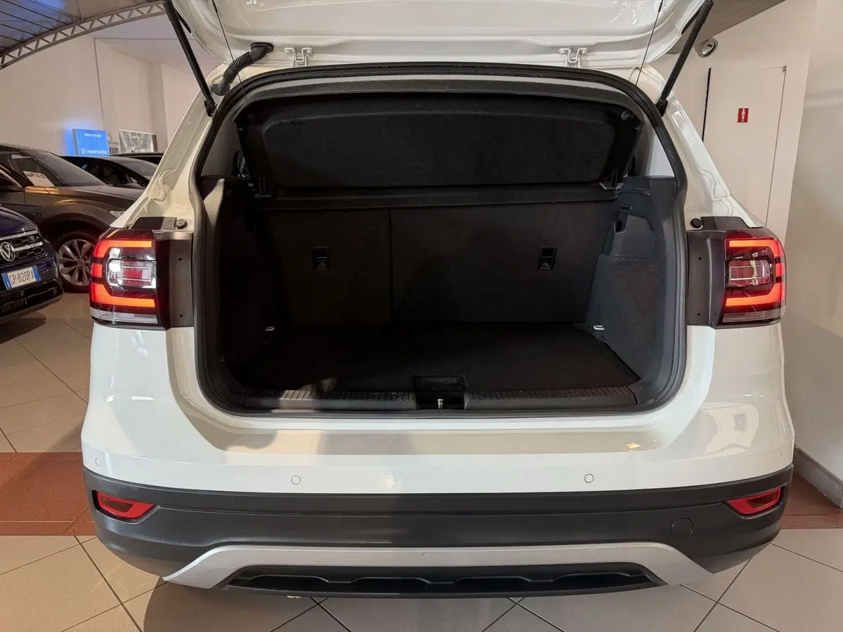 Volkswagen T-Cross usata a Genova (9)