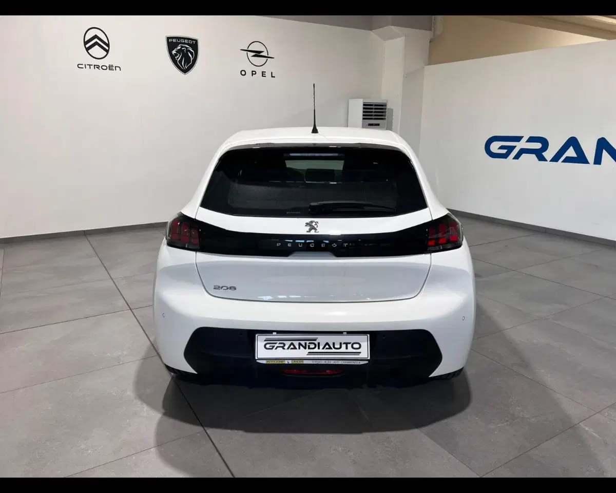 Peugeot 208 usata a Asti (4)