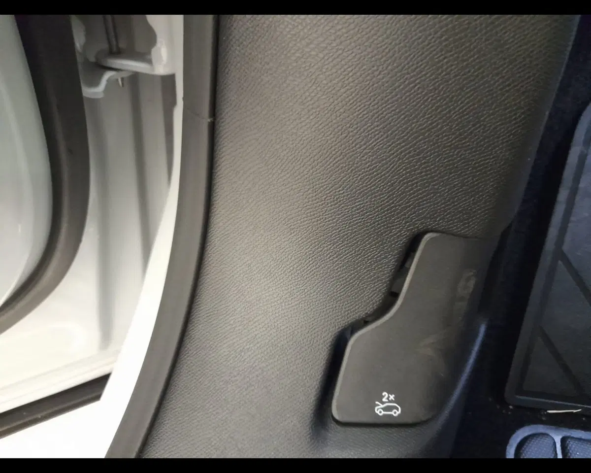 Peugeot 3008 usata a Alessandria (20)