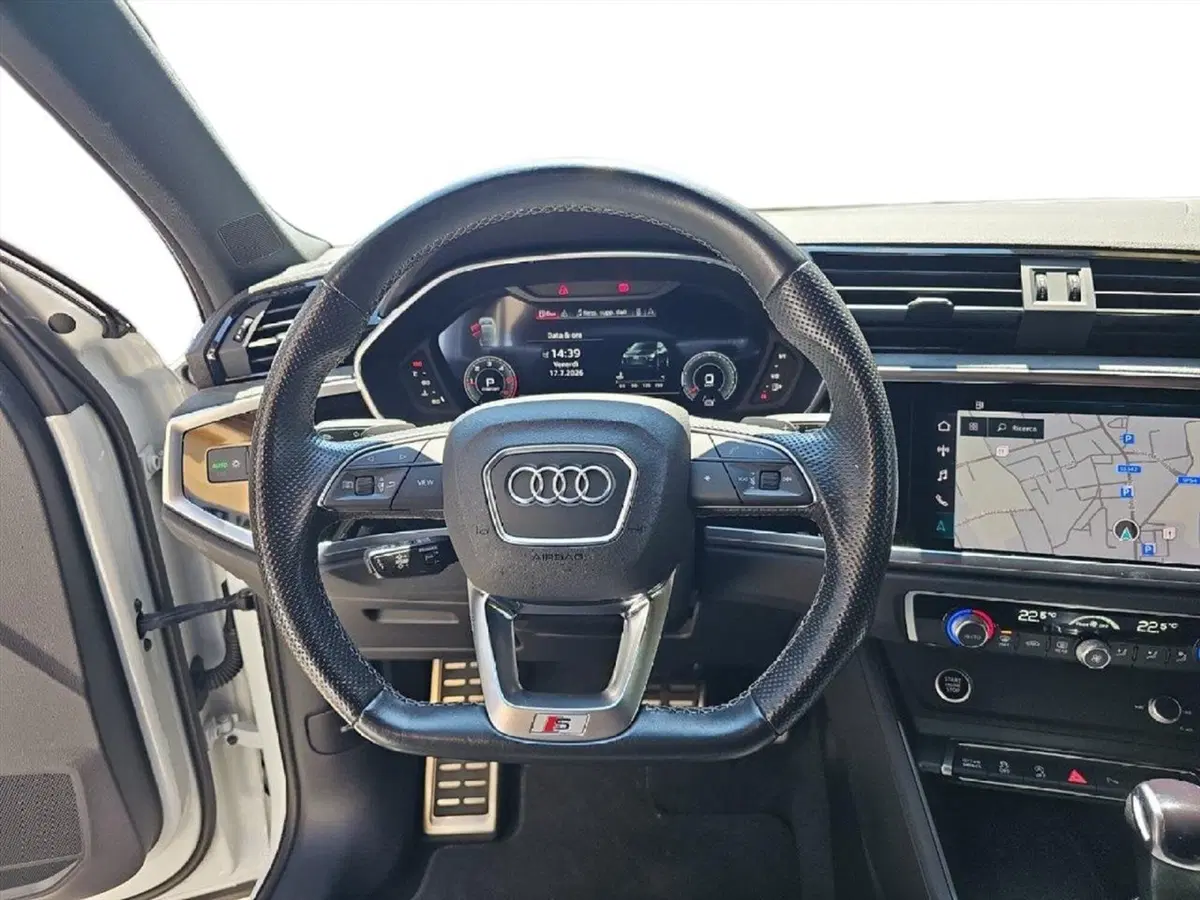 Audi Q3 Sportback usata a Lecco (12)
