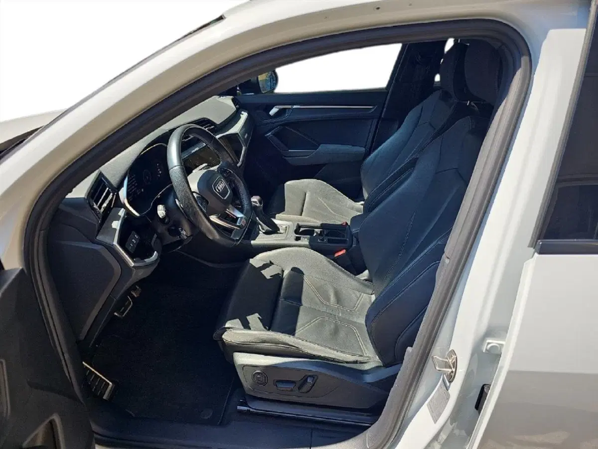 Audi Q3 Sportback usata a Lecco (13)