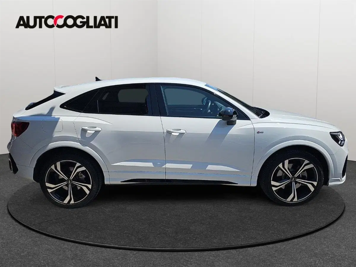 Audi Q3 Sportback usata a Lecco (4)