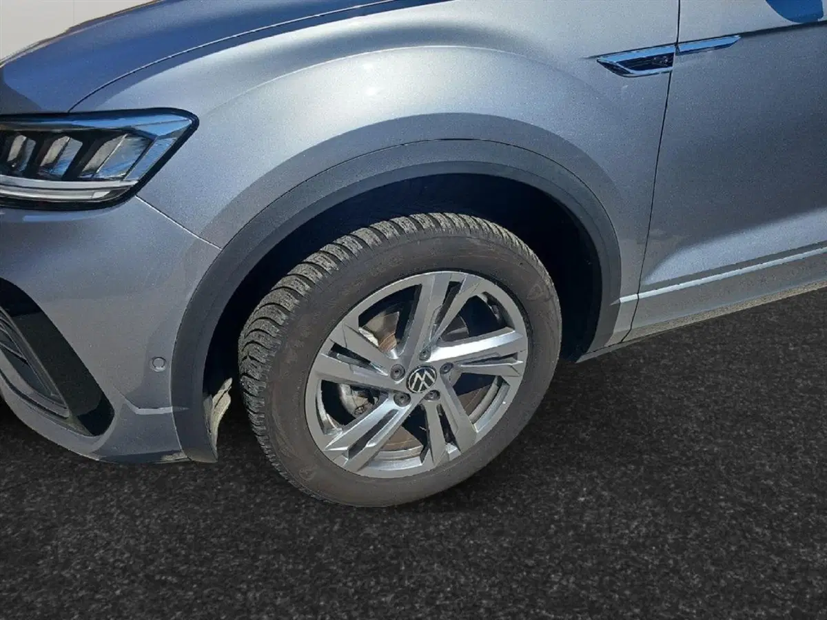 Volkswagen T-Roc usata a Lecco (18)