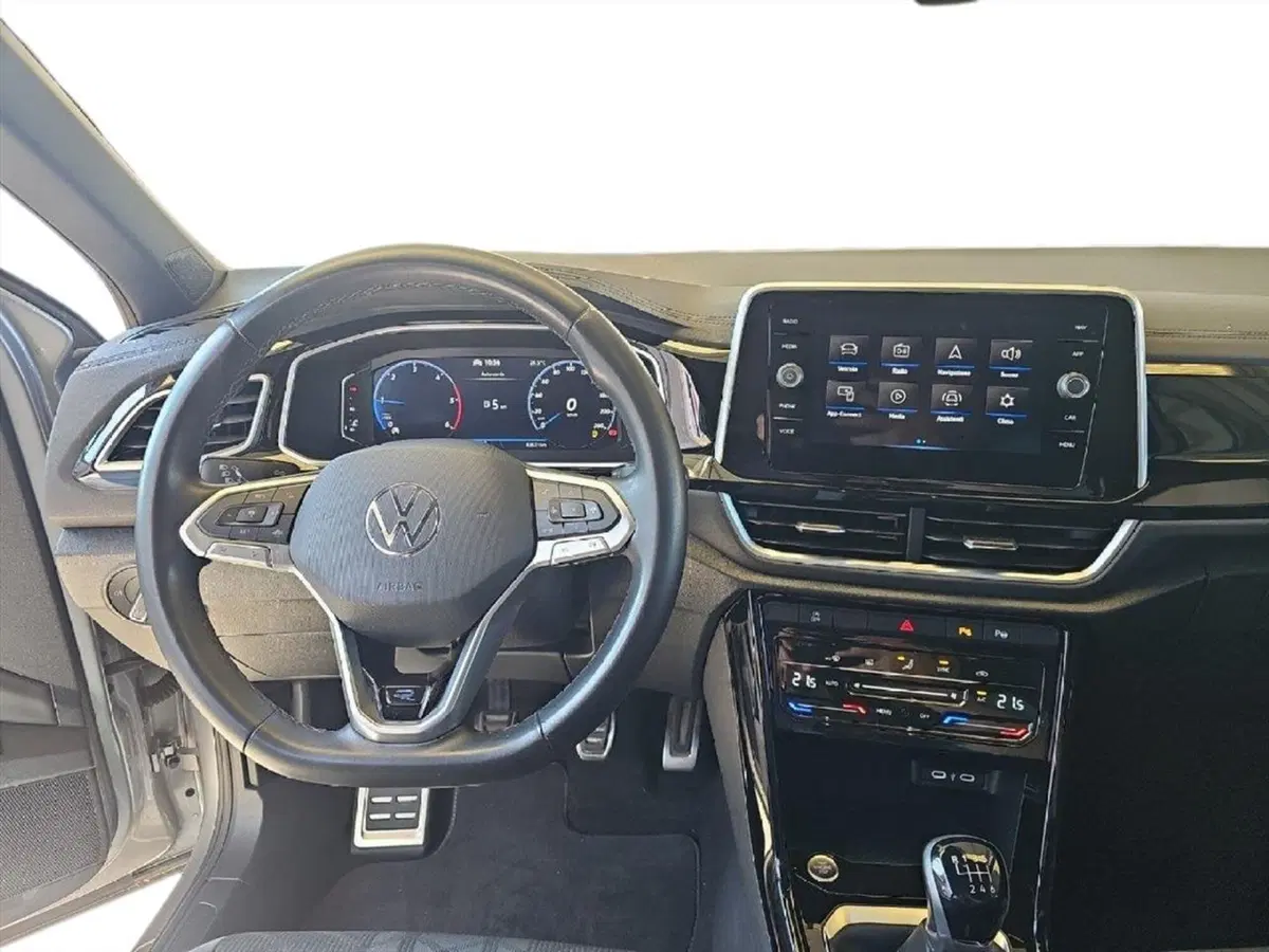 Volkswagen T-Roc usata a Lecco (9)