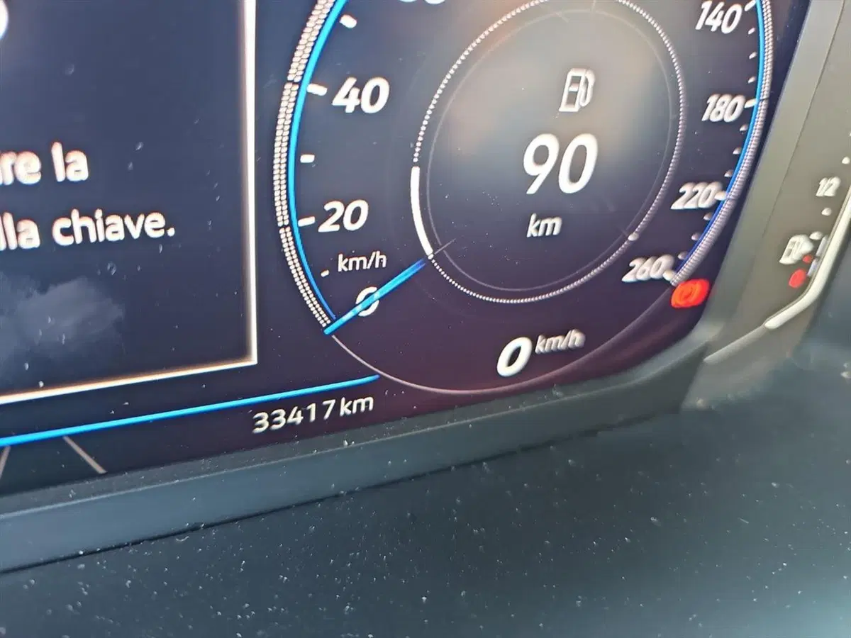 Volkswagen T-Roc usata a Lecco (14)