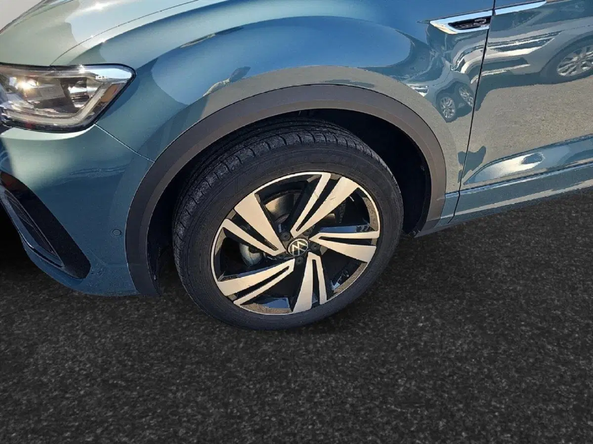 Volkswagen T-Roc usata a Lecco (17)