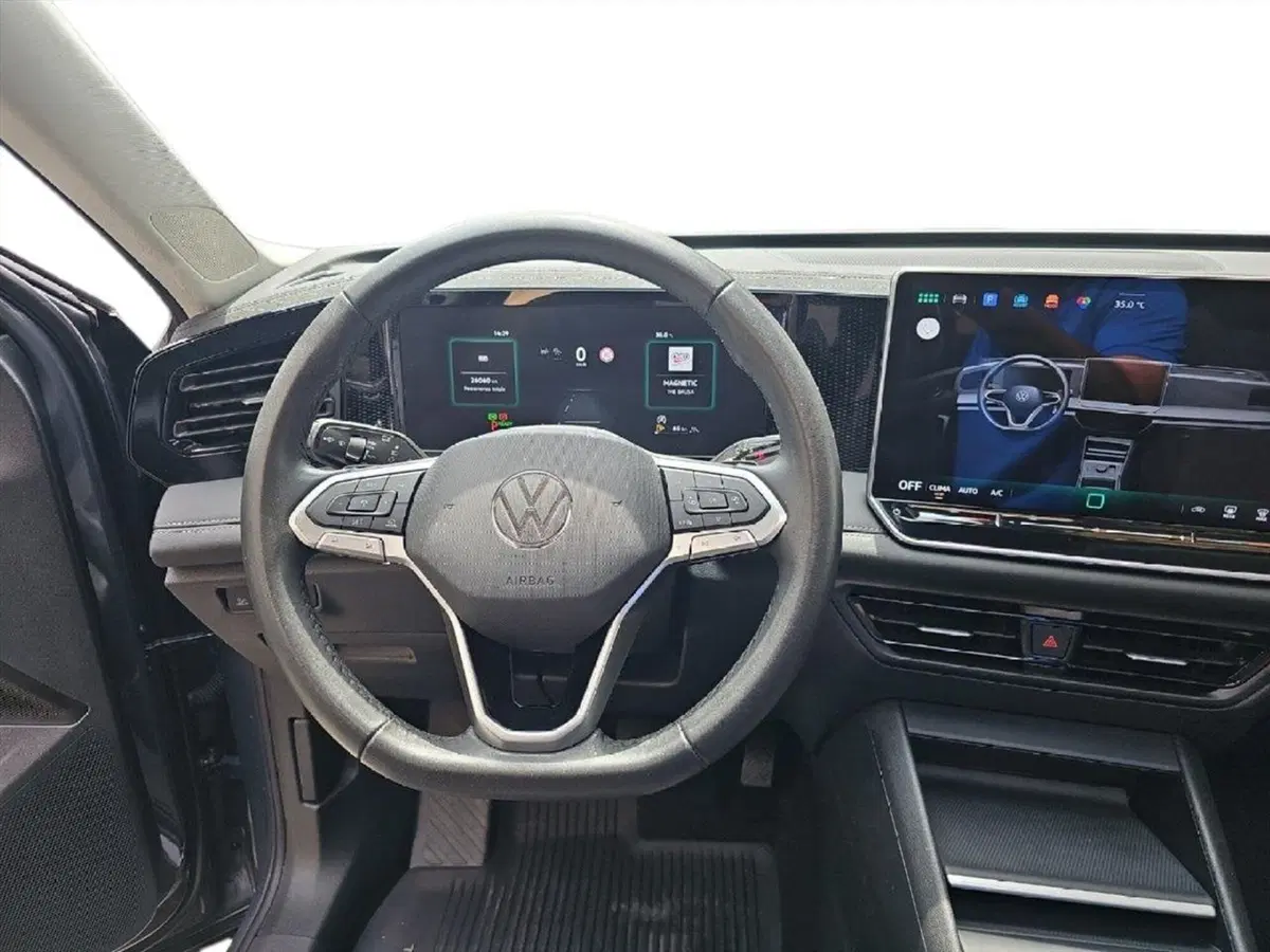 Volkswagen Tiguan usata a Lecco (10)