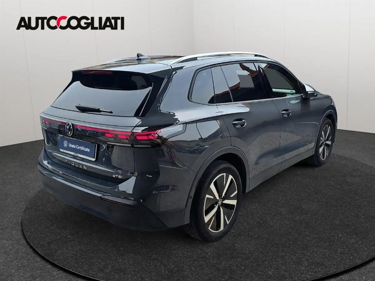Volkswagen Tiguan usata a Lecco (5)