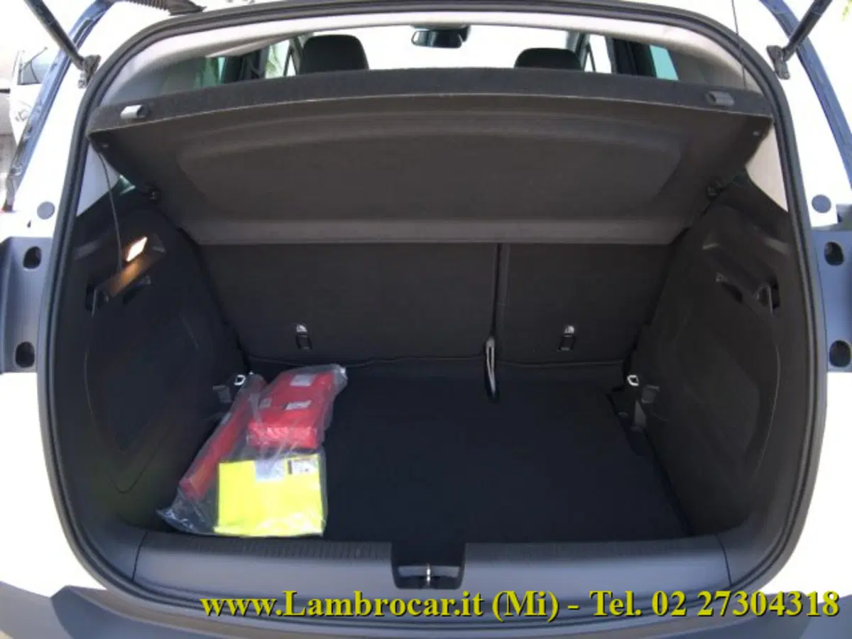 Opel Crossland X usata a Milano (11)