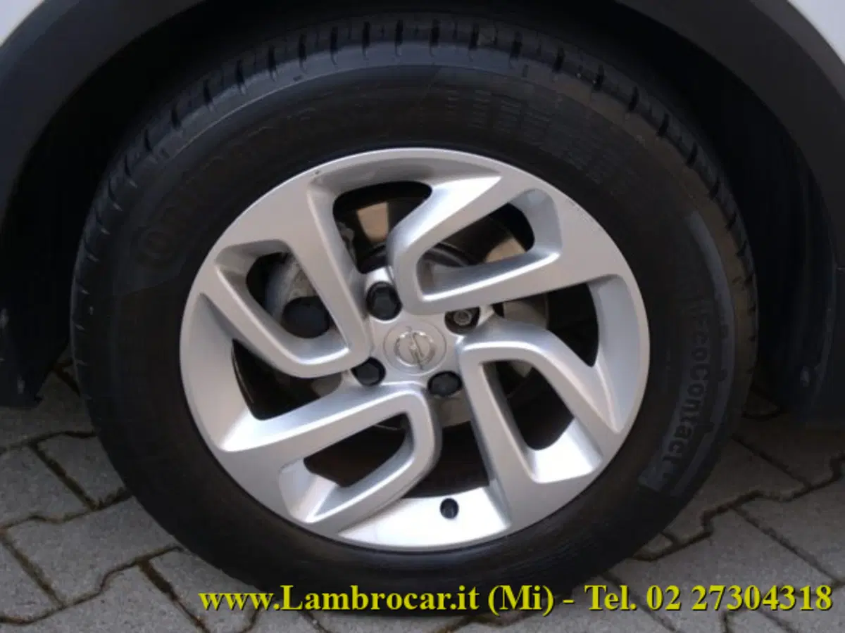 Opel Crossland X usata a Milano (12)