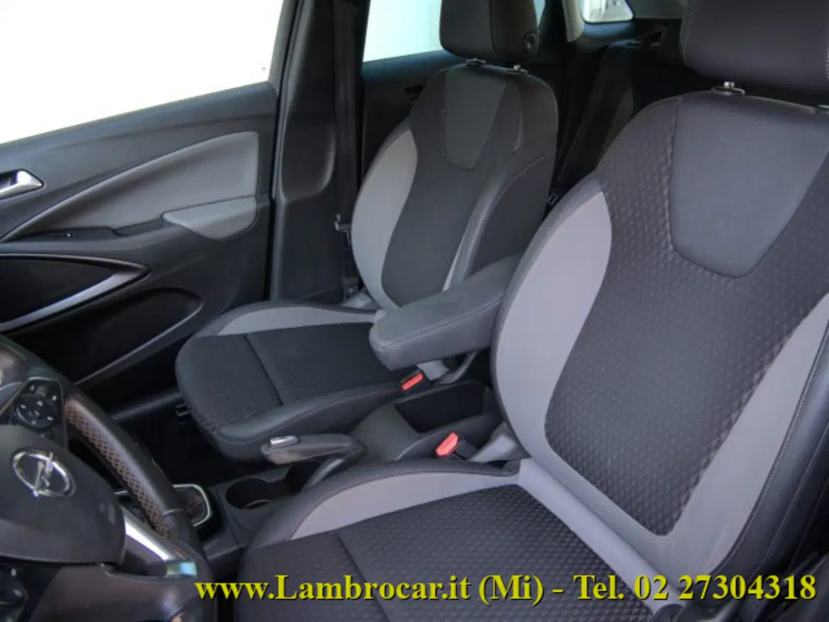 Opel Crossland X usata a Milano (4)