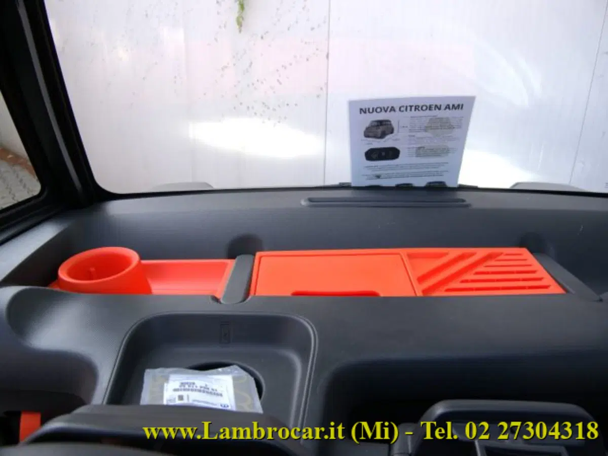 Citroen Ami nuova a Milano (3)