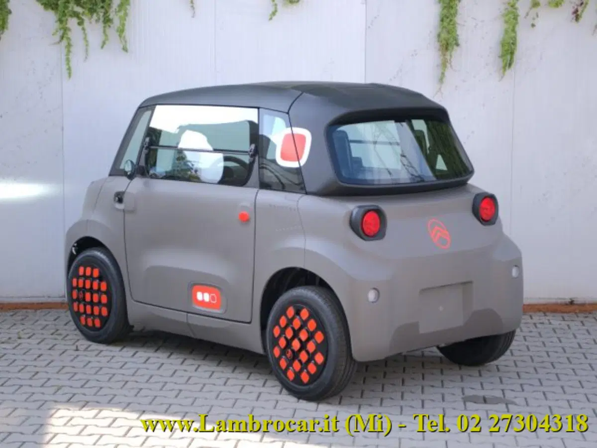 Citroen Ami nuova a Milano (7)