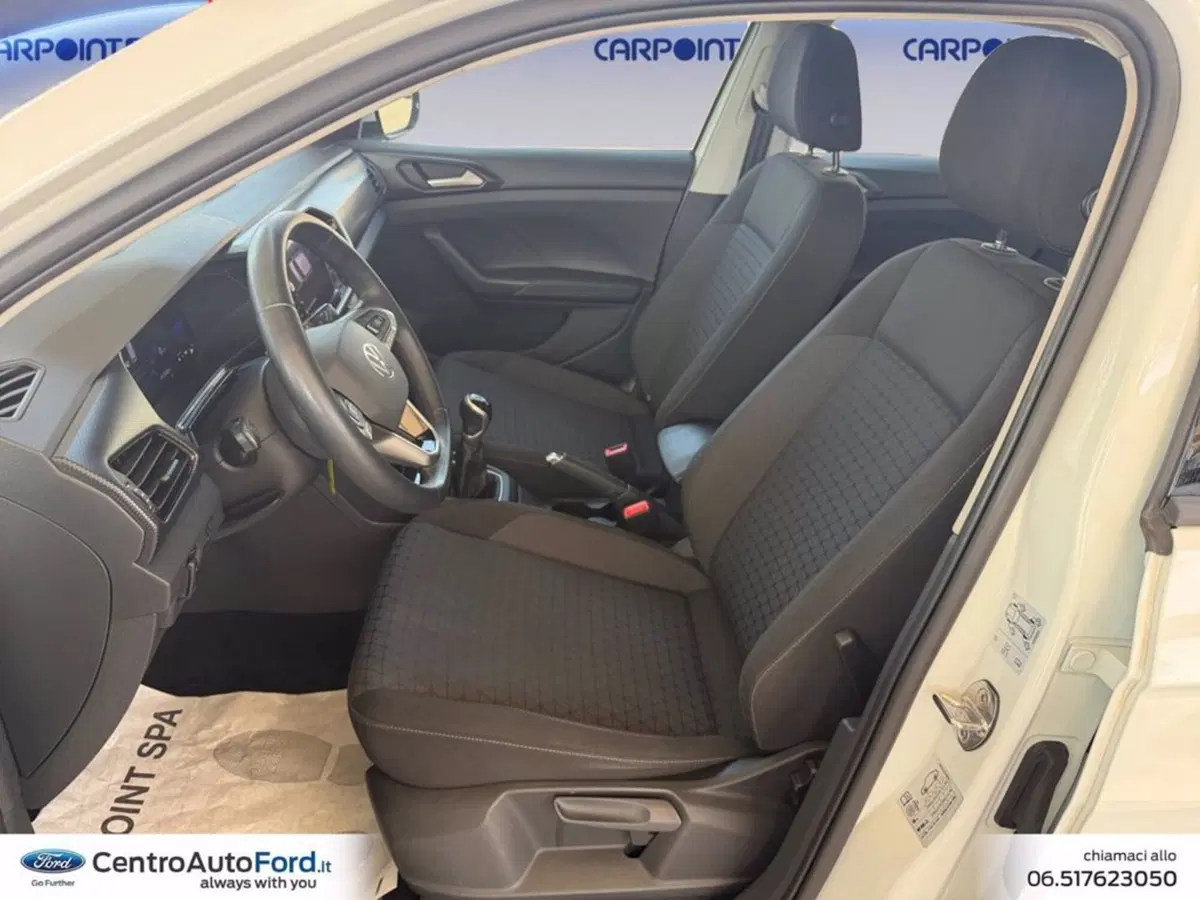 Volkswagen T-Cross usata a Roma (9)