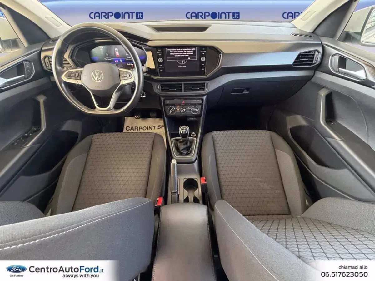 Volkswagen T-Cross usata a Roma (10)