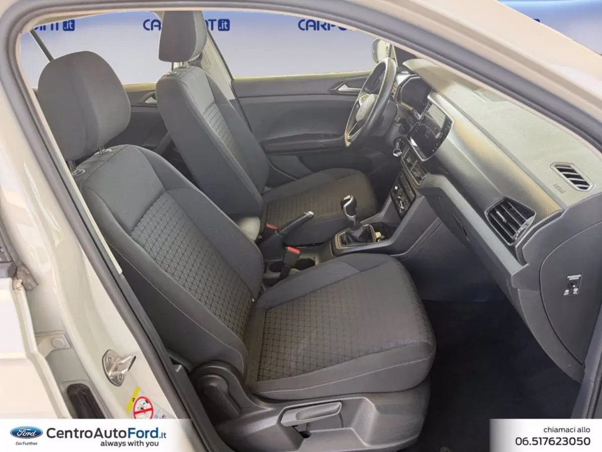 Volkswagen T-Cross usata a Roma (15)