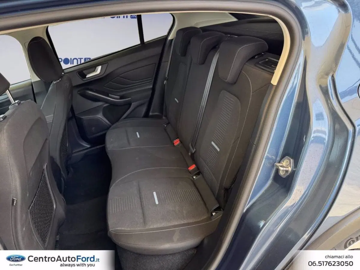 Ford Focus Station Wagon usata a Roma (13)