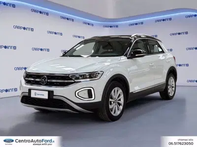 Volkswagen T-Roc 1.0 TSI Style del 2023 usata a Albano Laziale