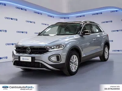 Volkswagen T-Roc 2.0 tdi Life 150cv dsg del 2025 usata a Albano Laziale