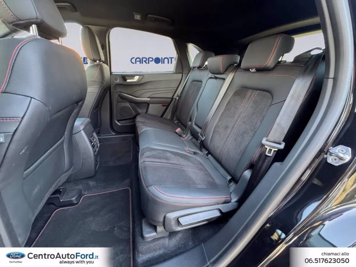 Ford Kuga usata a Roma (13)