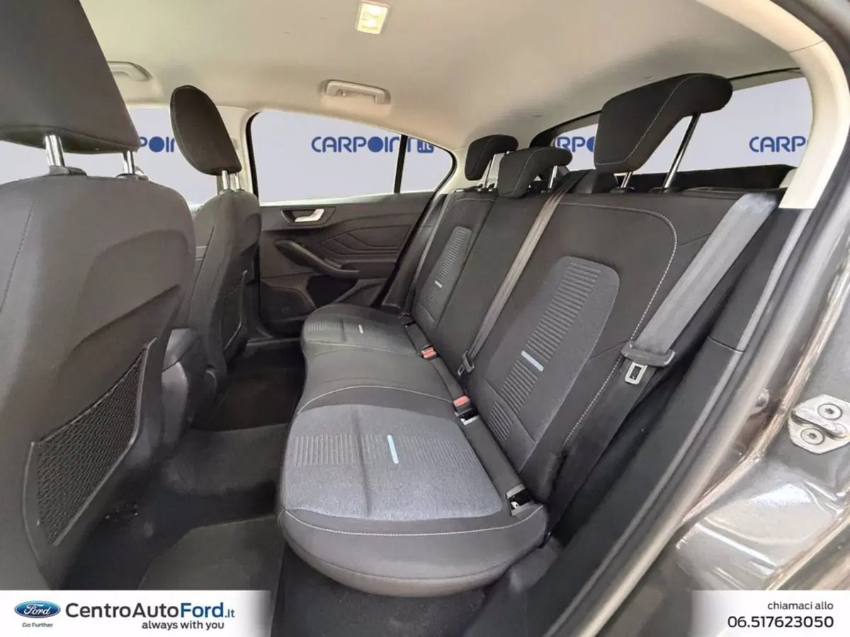 Ford Focus Station Wagon usata a Roma (13)