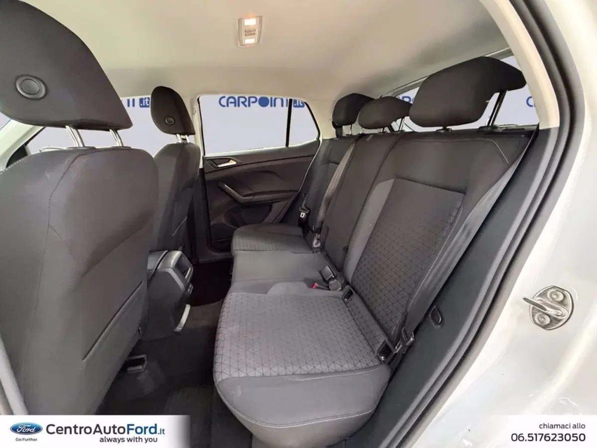 Volkswagen T-Cross usata a Roma (13)