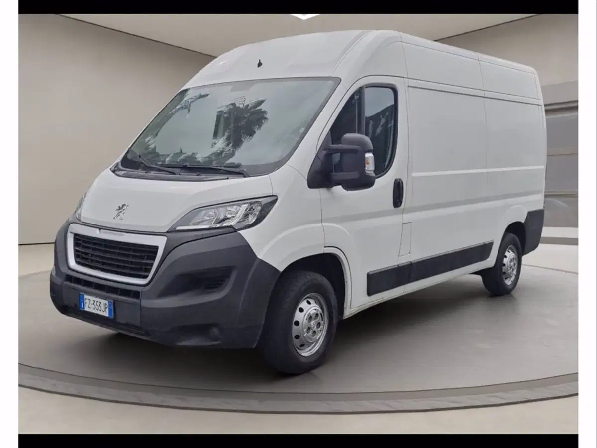 Peugeot Boxer Furgone usata a Catania