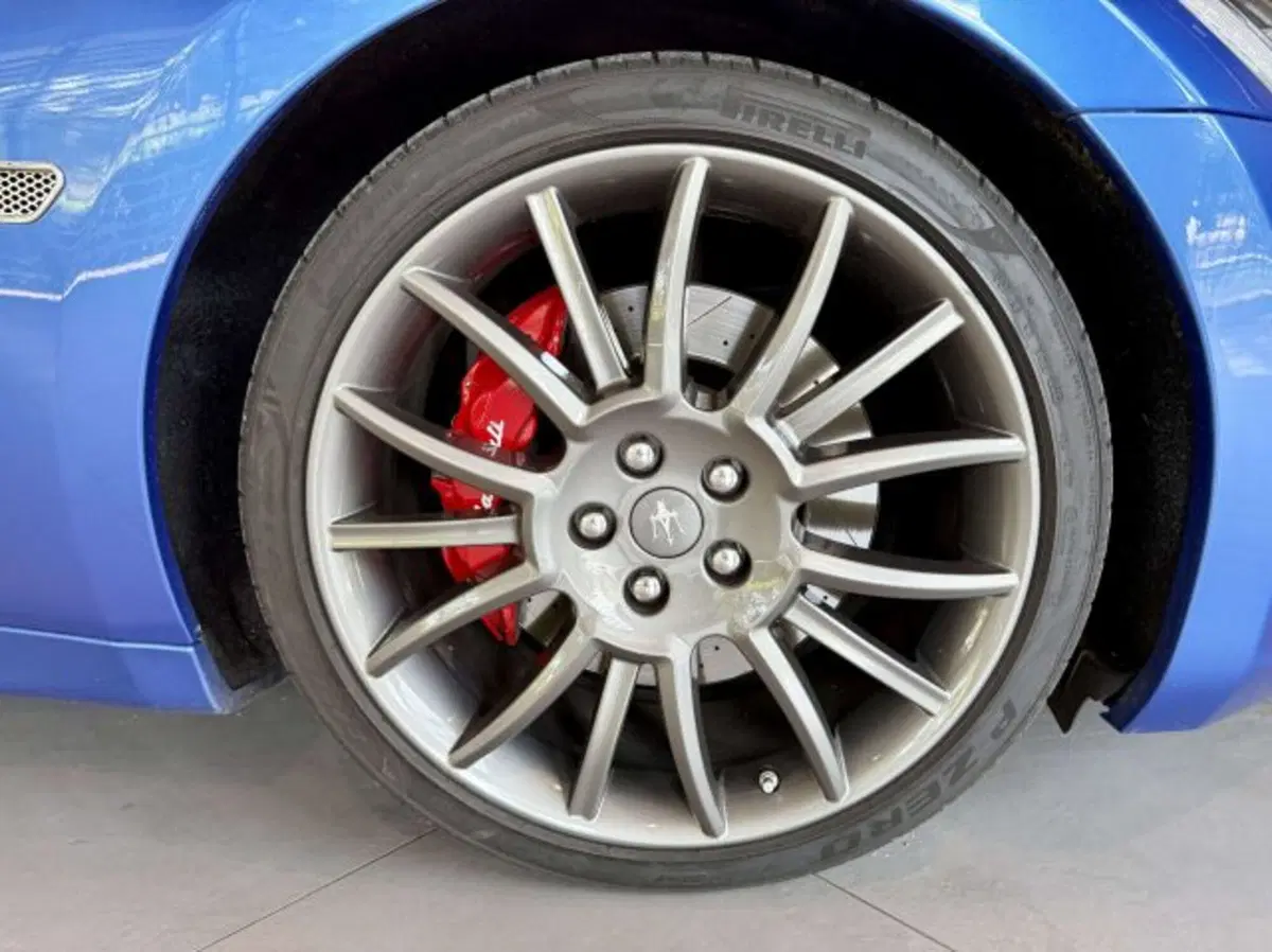 Maserati Granturismo usata a Torino (4)