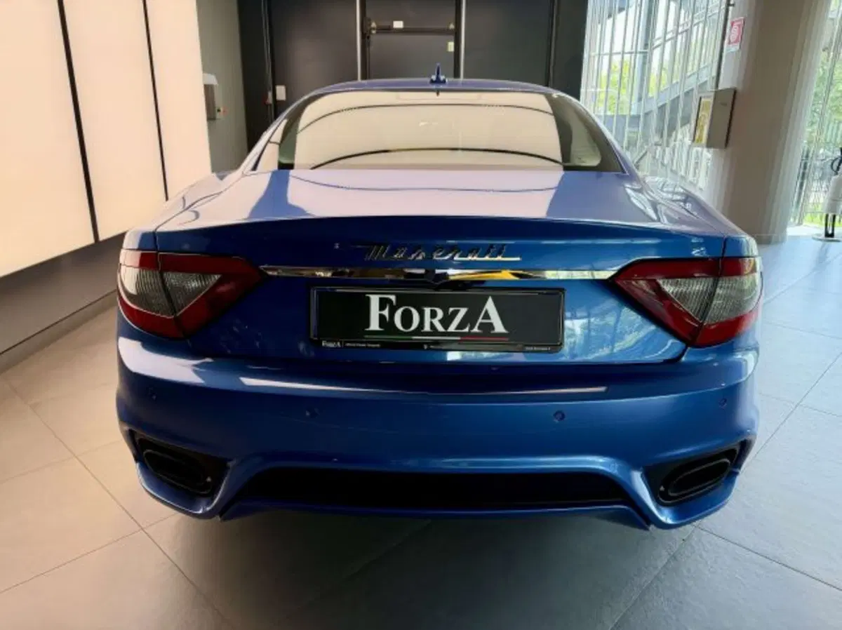 Maserati Granturismo usata a Torino (7)