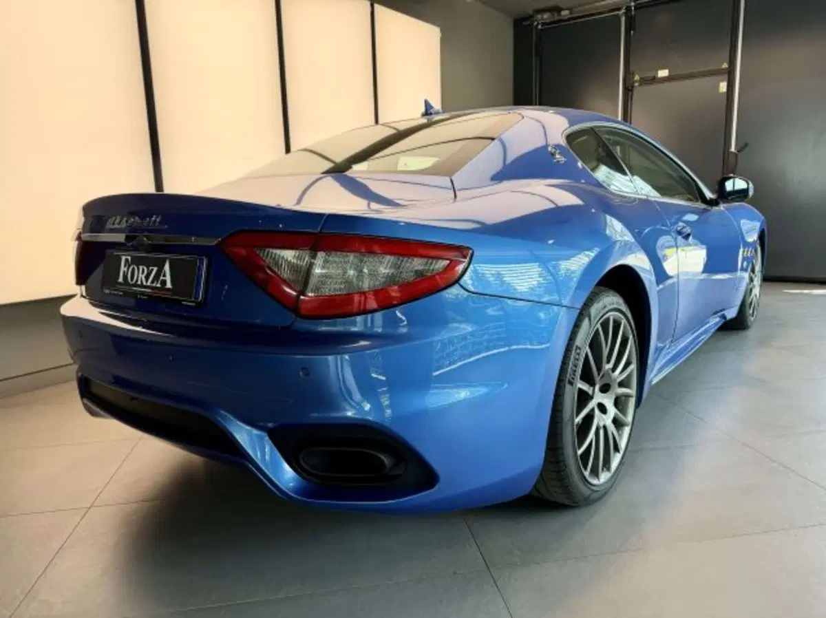 Maserati Granturismo usata a Torino (8)