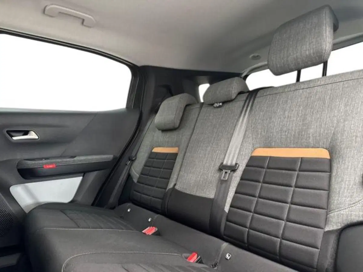 Citroen C3 Aircross nuova a Ancona (16)