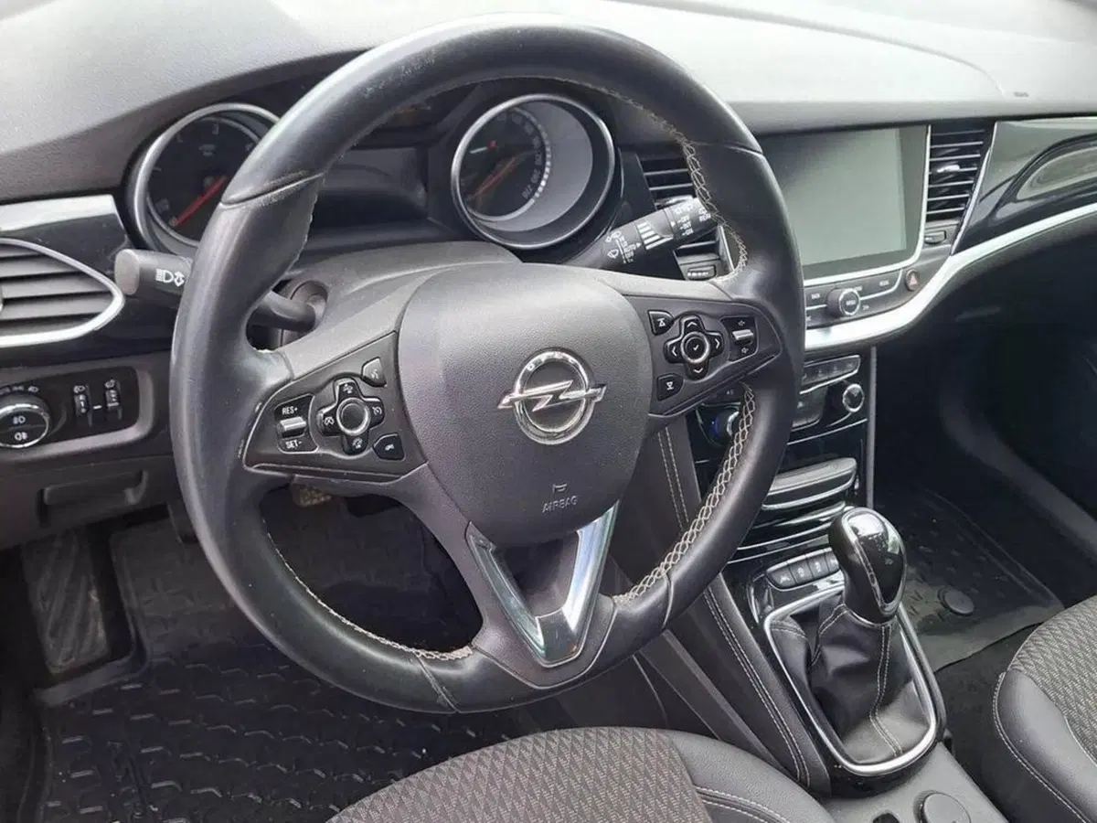 Opel Astra usata a Torino (10)
