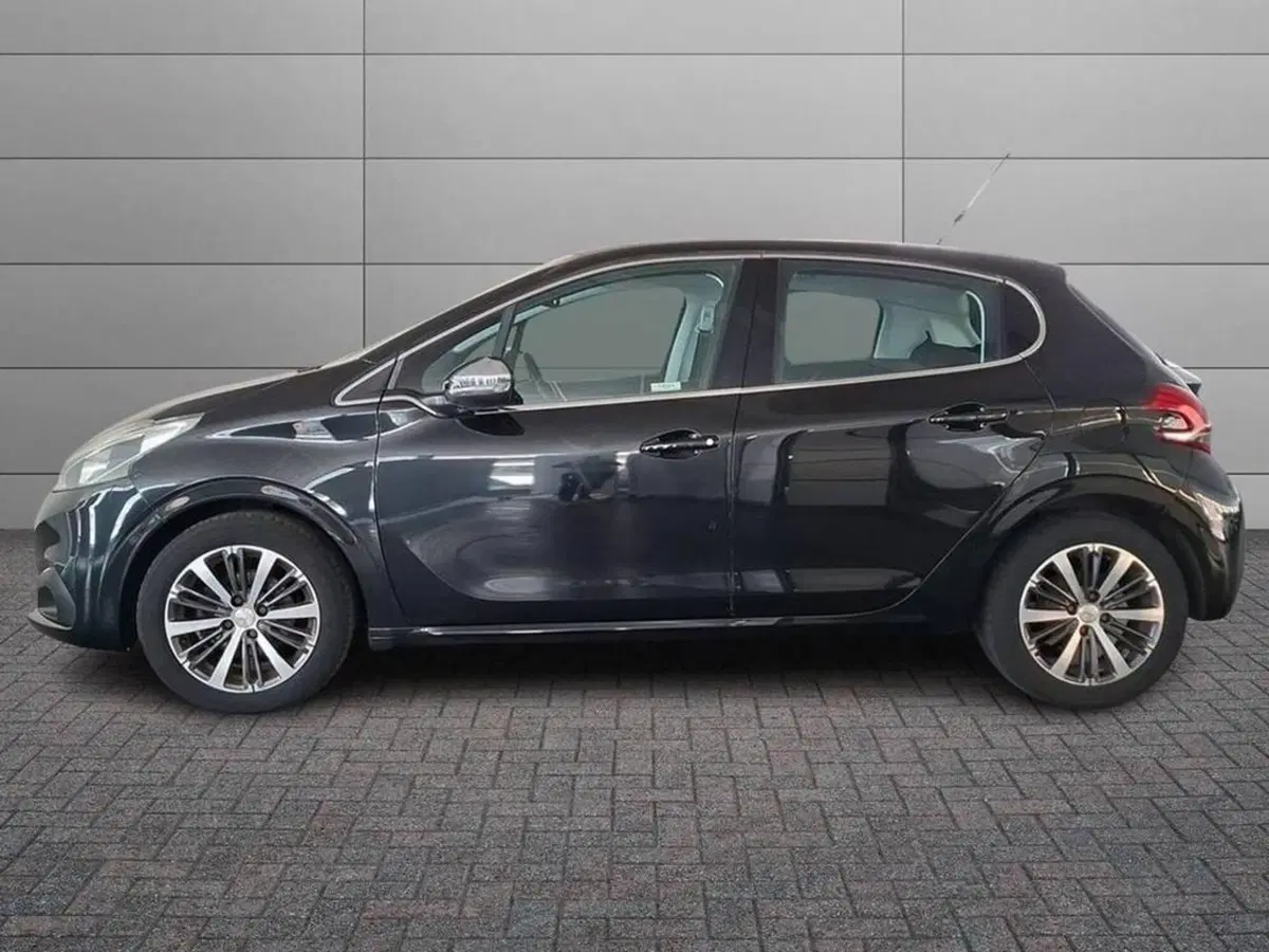 Peugeot 208 usata a Torino (4)