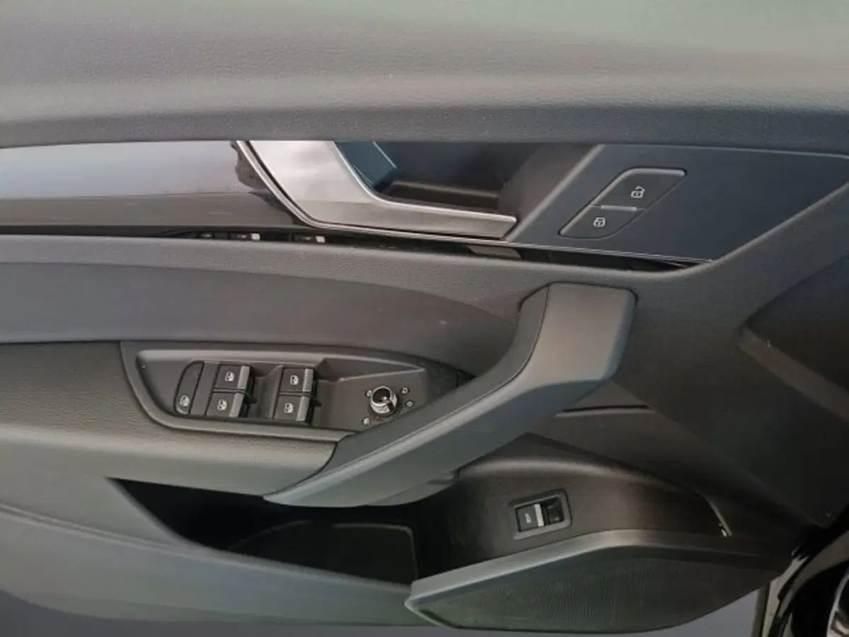 Audi Q5 Sportback usata a Teramo (20)