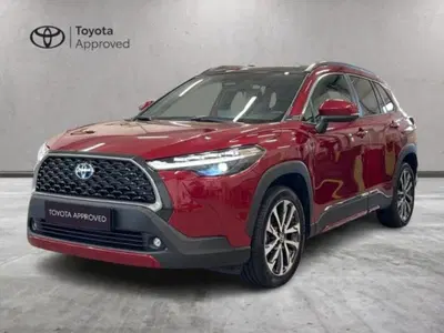Toyota Corolla Cross Hybrid 2.0 Hybrid 197 CV E-CVT Lounge Light del 2023 usata a Albano Vercellese