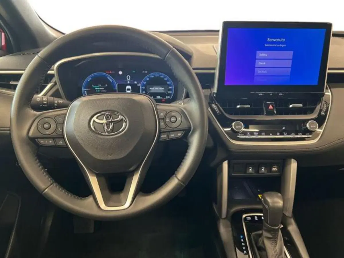 Toyota Corolla Cross Hybrid usata a Vercelli (10)