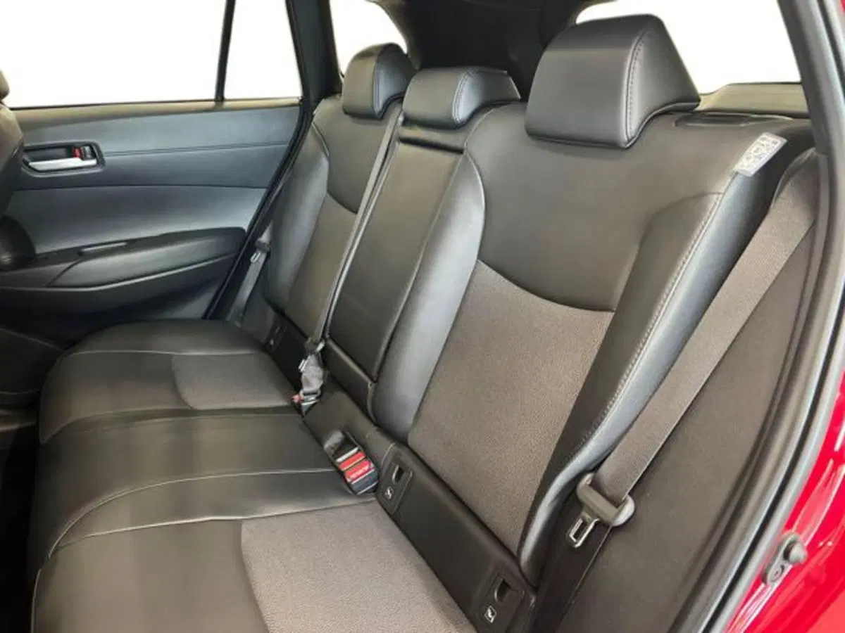 Toyota Corolla Cross Hybrid usata a Vercelli (8)