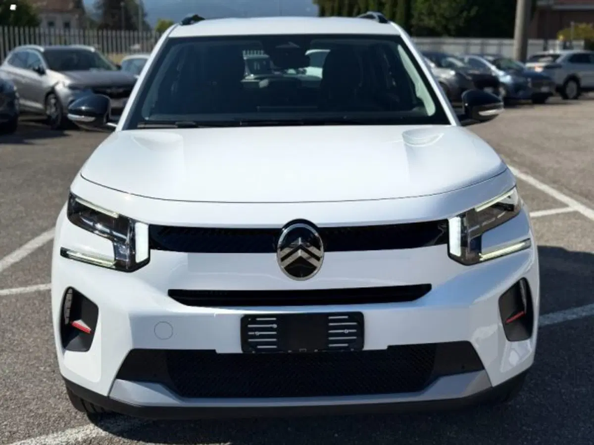 Citroen C3 Aircross nuova a Lucca (2)
