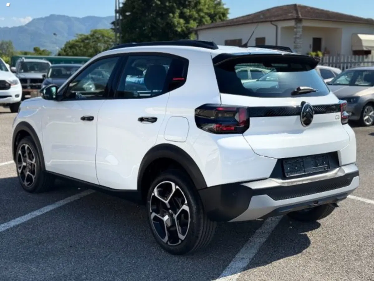 Citroen C3 Aircross nuova a Lucca (4)