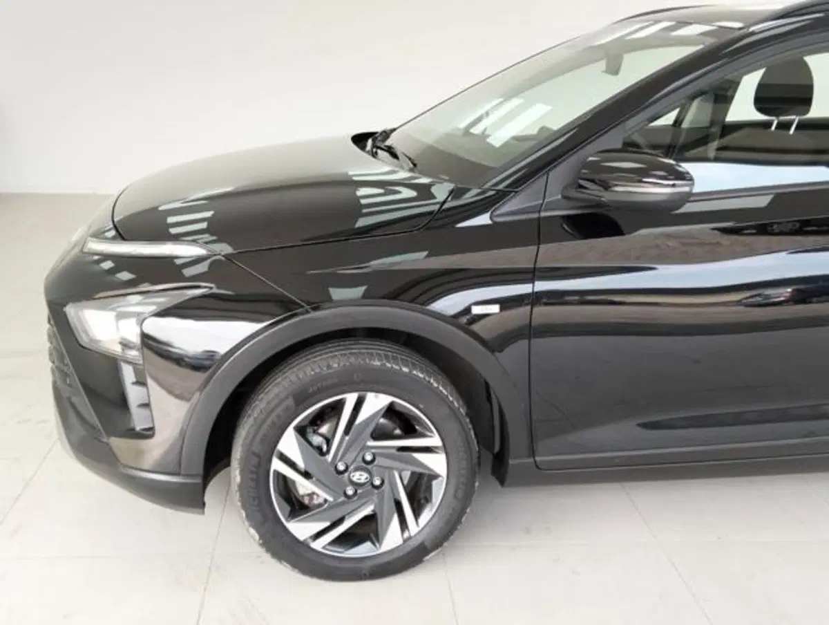 Hyundai Bayon usata a Como (9)