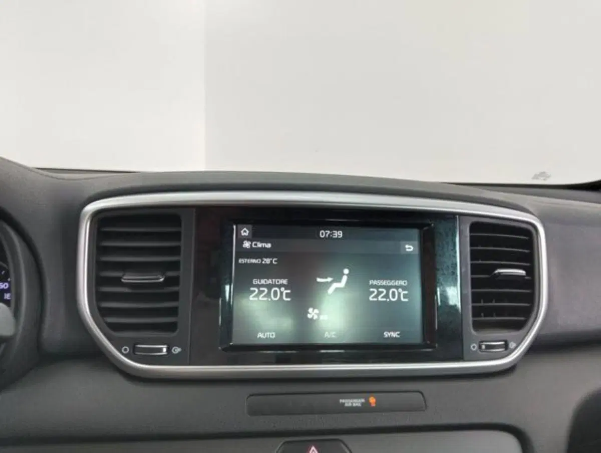 Kia Sportage usata a Como (13)