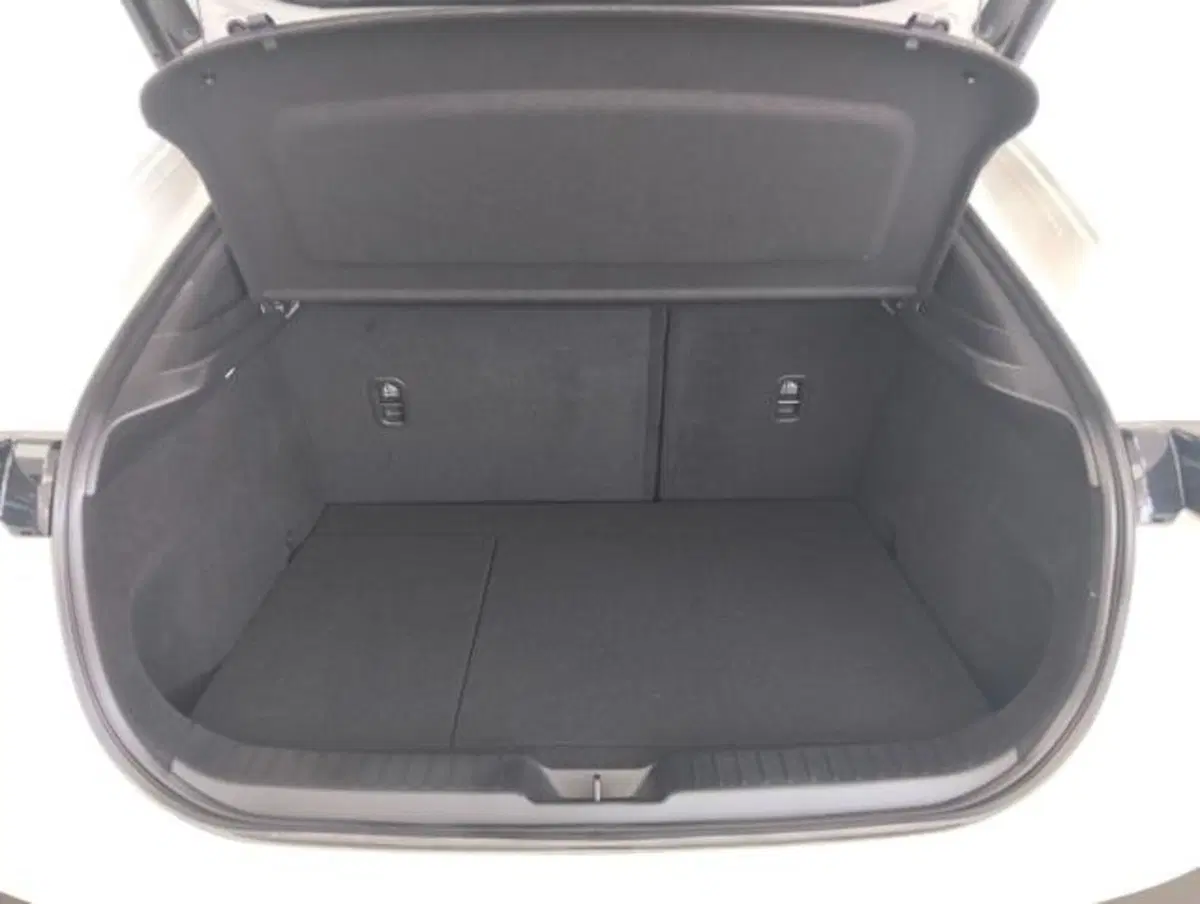 Mazda CX-30 usata a Como (16)