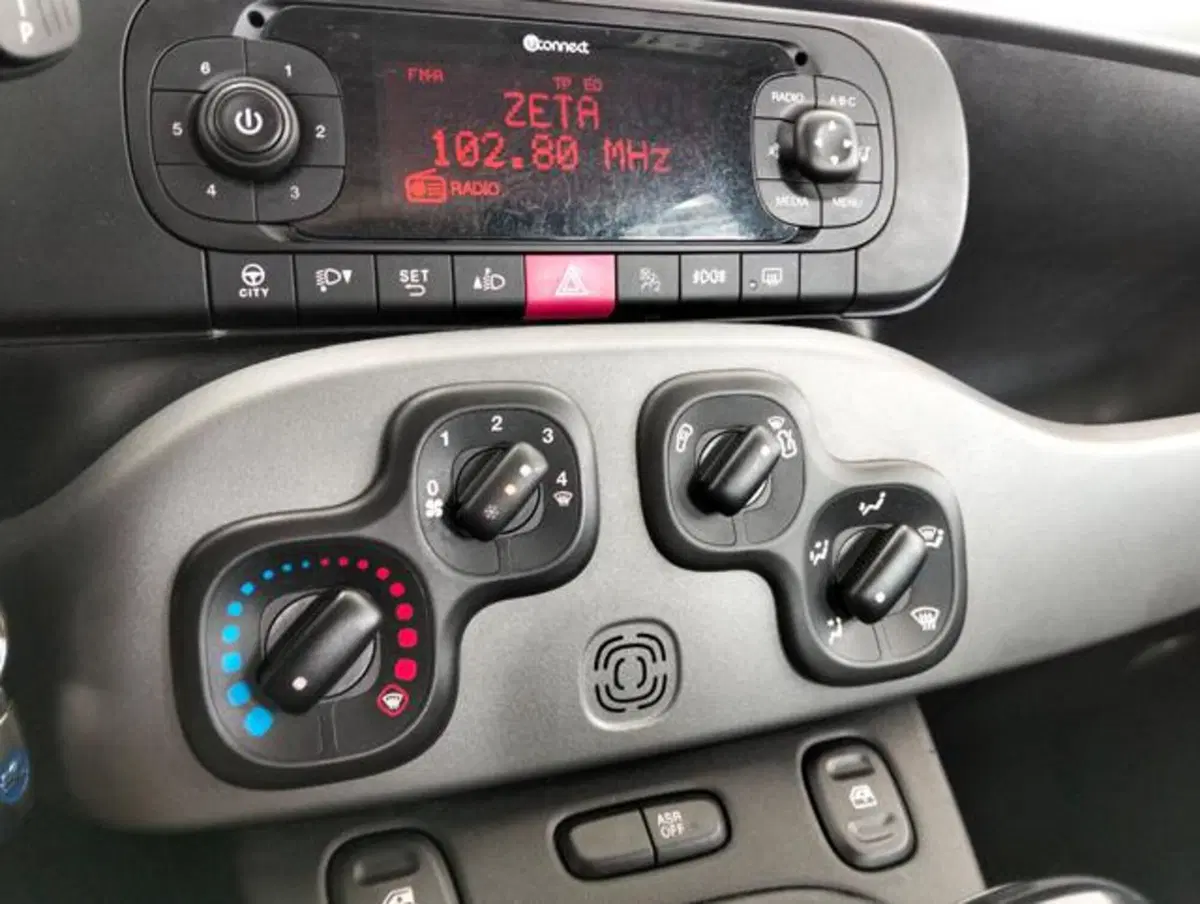 Fiat Panda usata a Como (13)