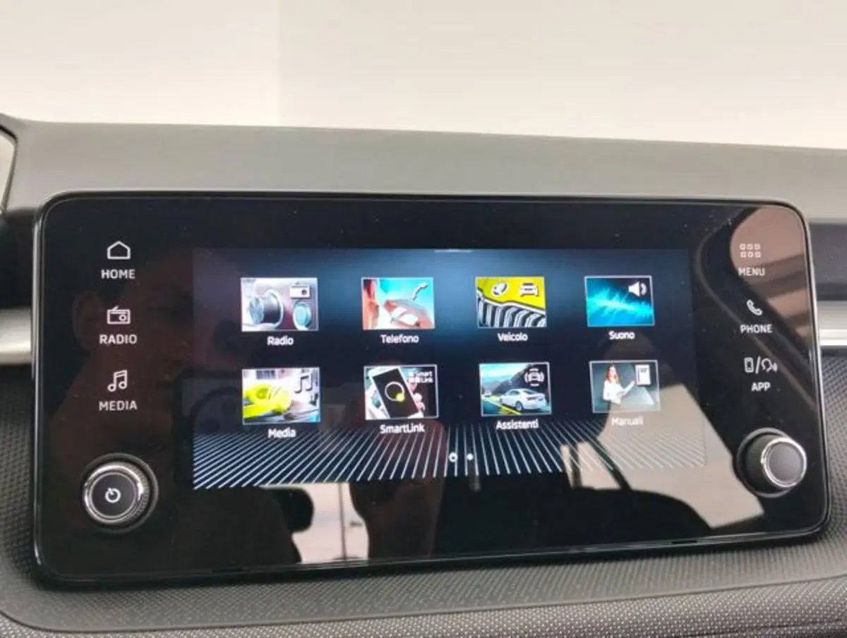 Skoda Fabia usata a Como (12)