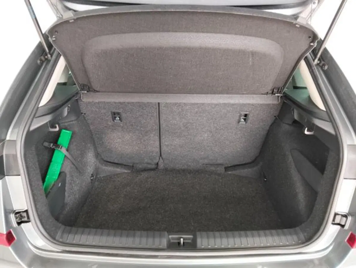 Skoda Kamiq usata a Como (18)
