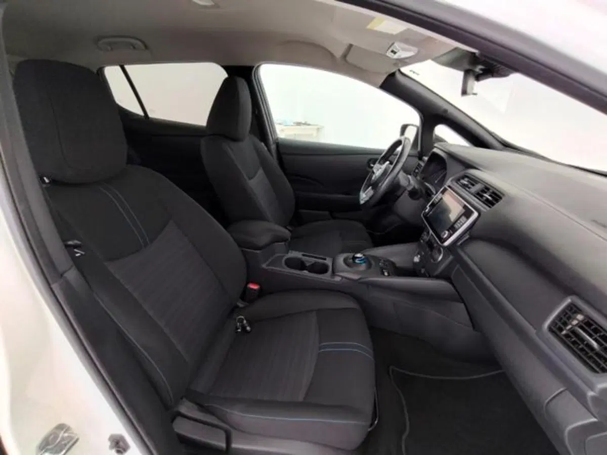 Nissan Leaf usata a Como (3)