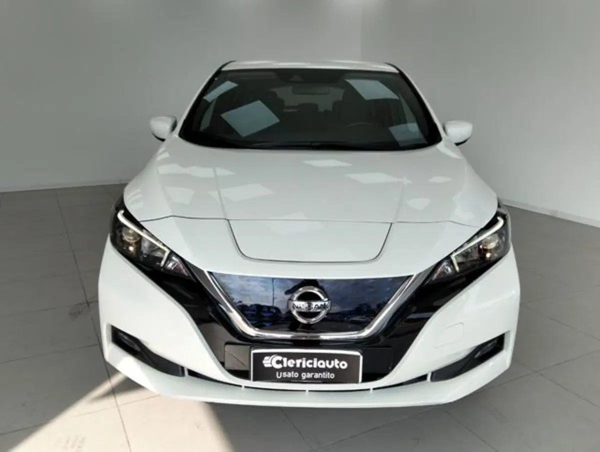 Nissan Leaf usata a Como (6)