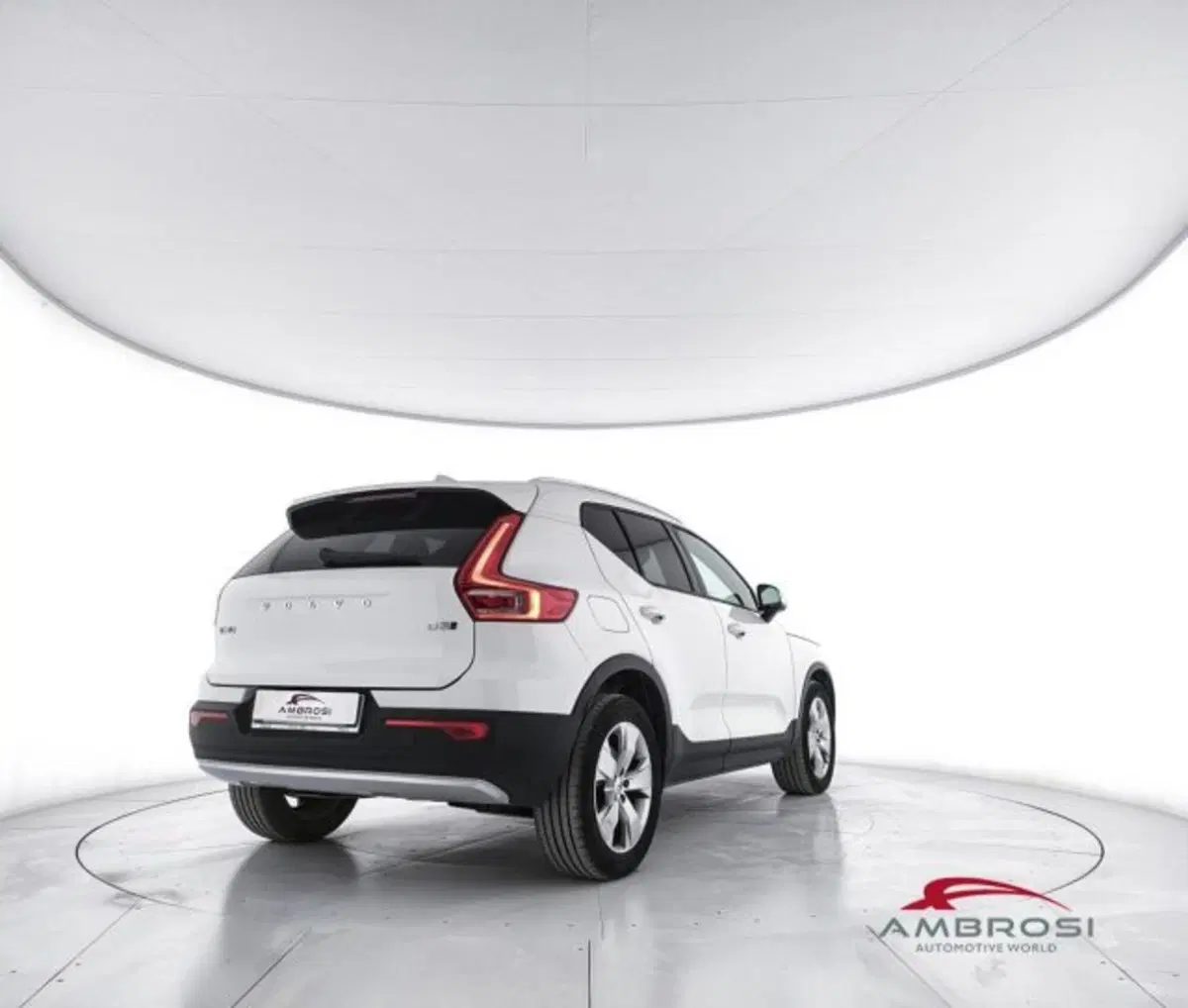 Volvo XC40 usata a Perugia (3)