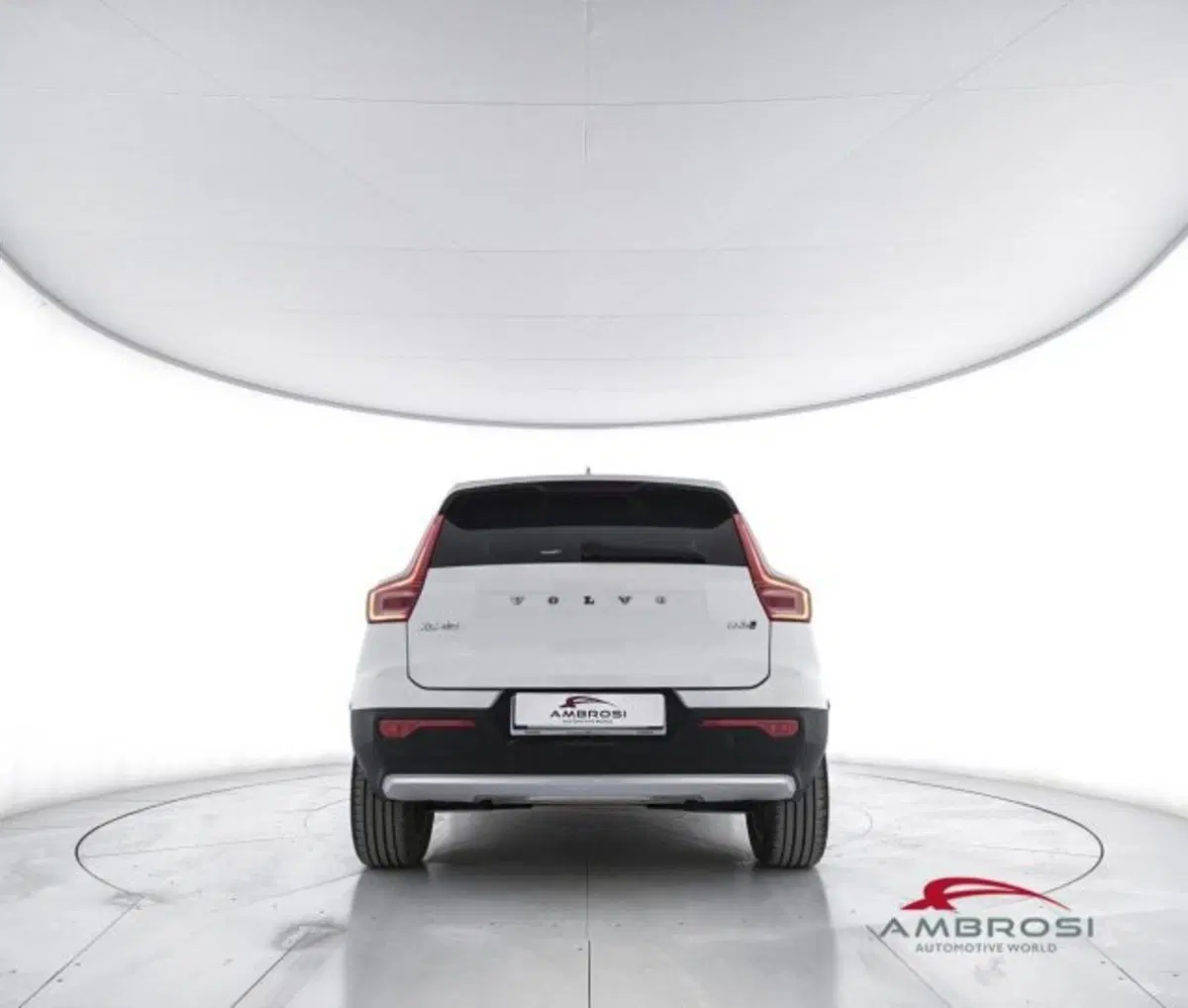 Volvo XC40 usata a Perugia (6)